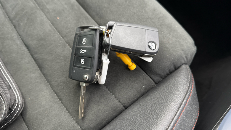 SEAT Arona 1.0 TSI 115 FR Sport 5dr DSG Petrol Hatchback